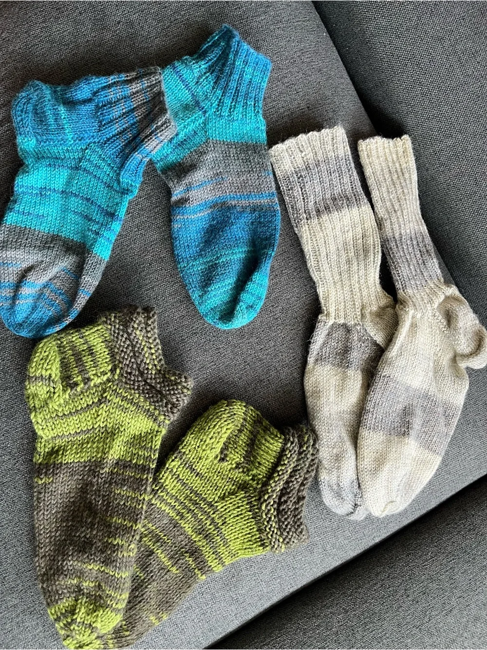 NEW 3 pairs hand-knit socks real wool warm soft NWOT unisex fits most